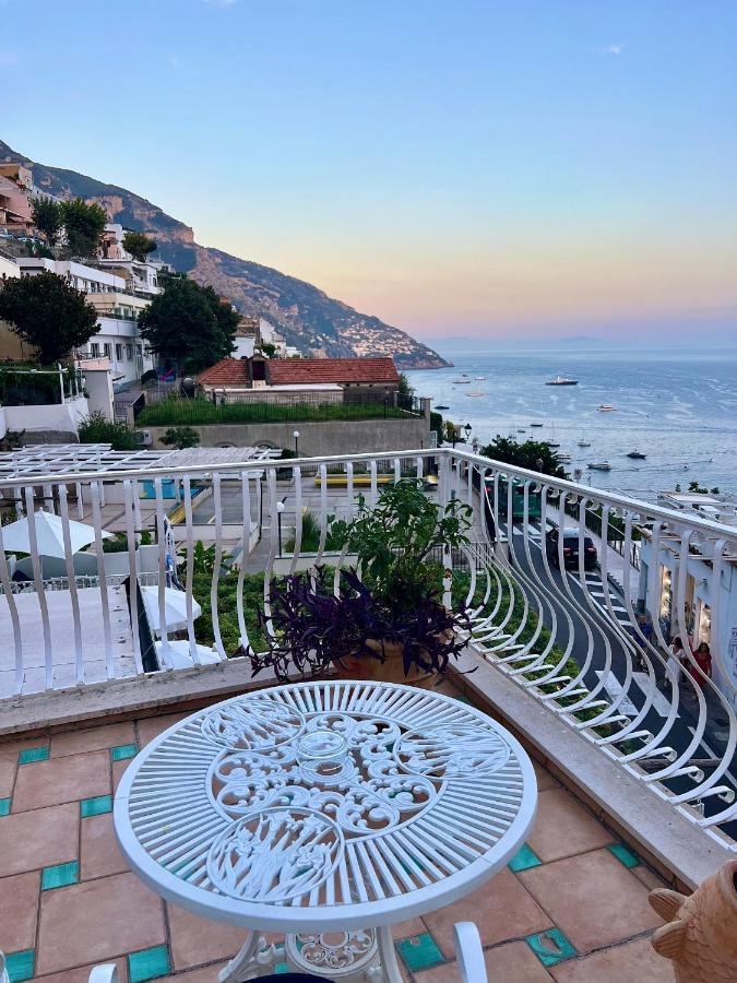 Hotel Villa Delle Palme In Positano Bagian luar foto