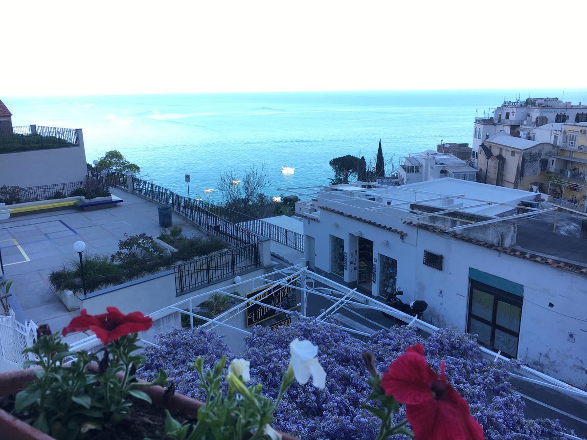 Hotel Villa Delle Palme In Positano Bagian luar foto